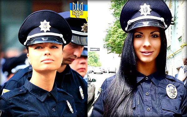 Гражданка начальница или как выглядят девушки-полицейские в разных странах мира